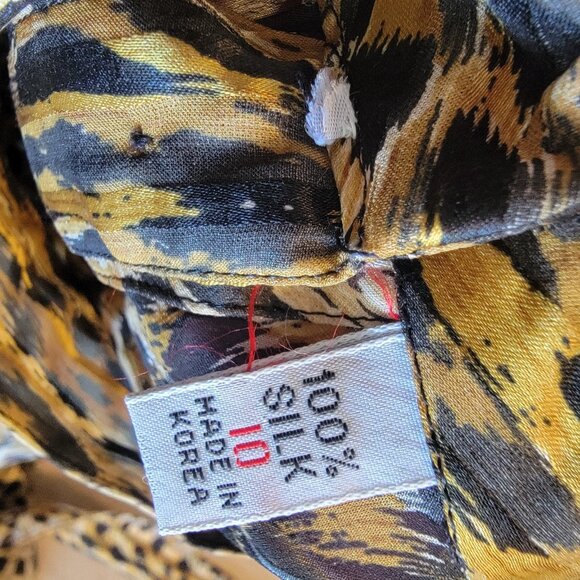 Vintage 100% Silk Animal Print Blouse Size 10 With Matching Scarf Classic - Picture 7 of 13